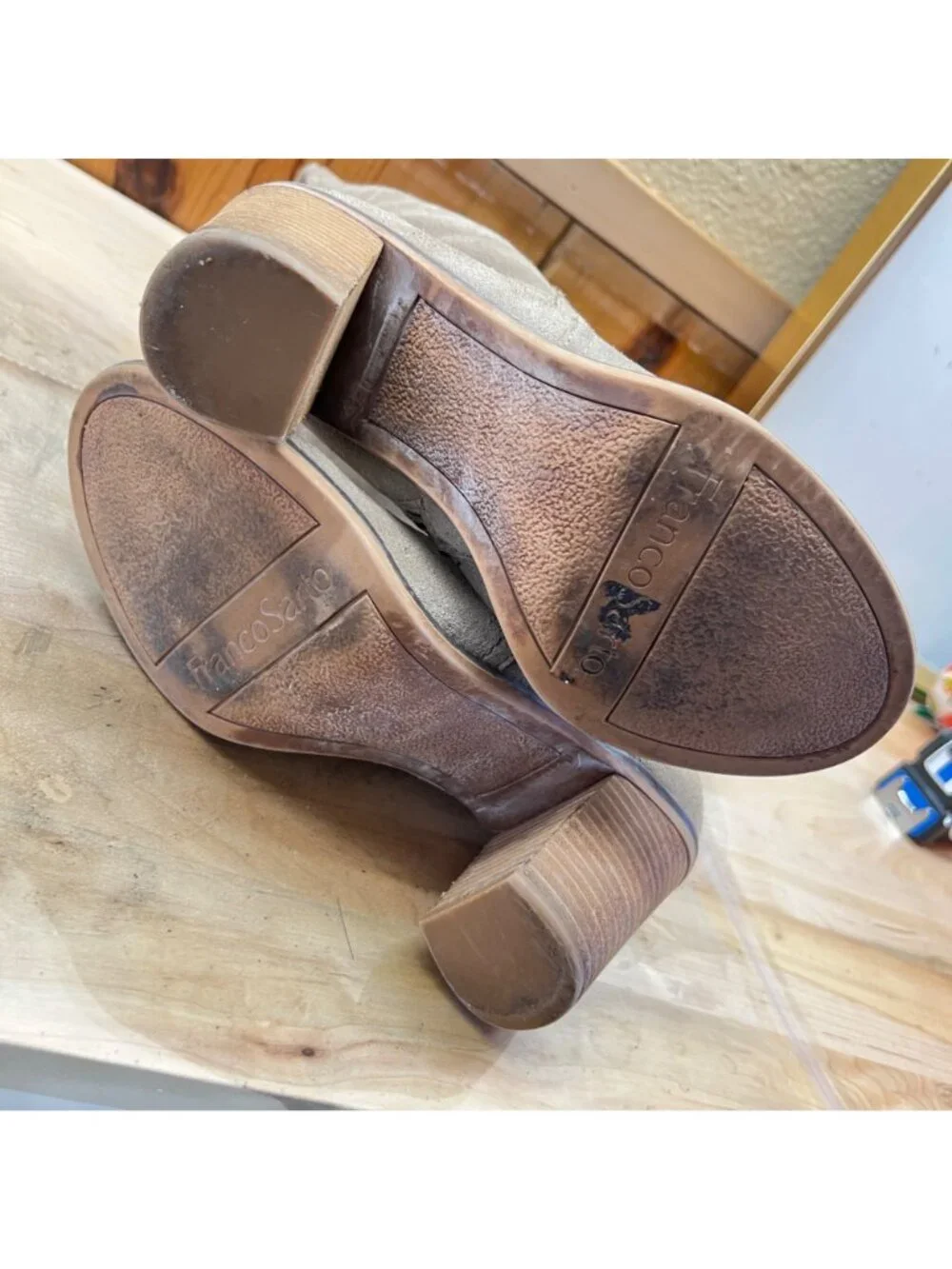 Franco Sarto elegant knee
